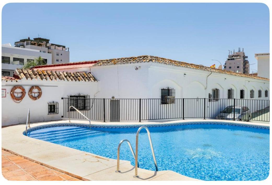 La Casa En La Carihuela Playa A 4 Minutos A Pie Villa Torremolinos Exterior photo