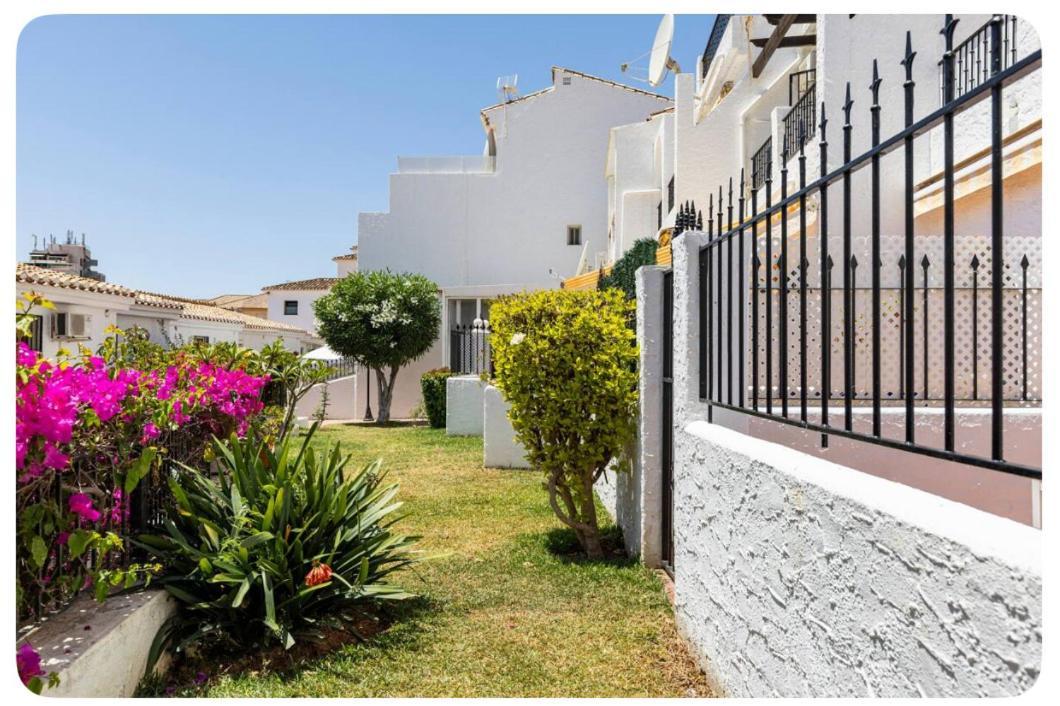 La Casa En La Carihuela Playa A 4 Minutos A Pie Villa Torremolinos Exterior photo